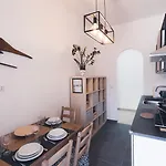 La Casa Tra I Monumenti 아파트 나폴리